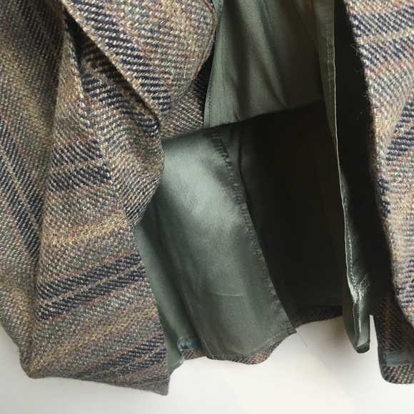 Vintage 70’s wool skirt - Picture 7 of 9